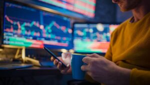 How to Become a Hedge Fund